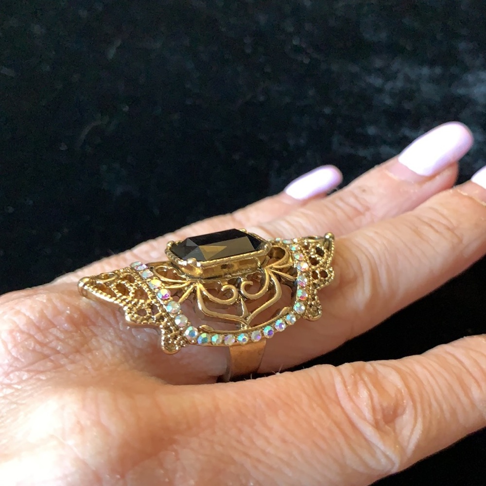 Ring - Picture 4 of 4